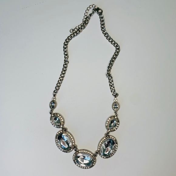 Fashion statement necklace - Picture 2 of 4